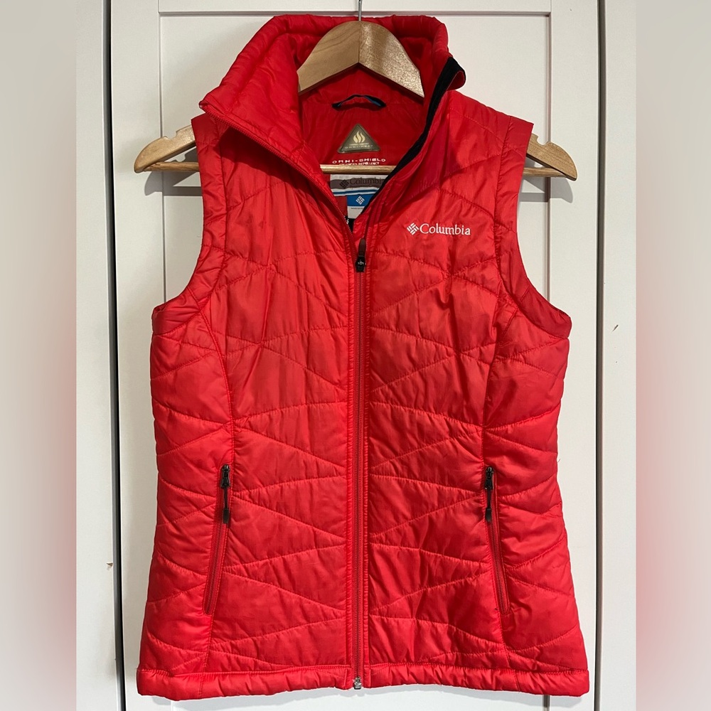 SMALL COLUMBIA Red Quilted Vest